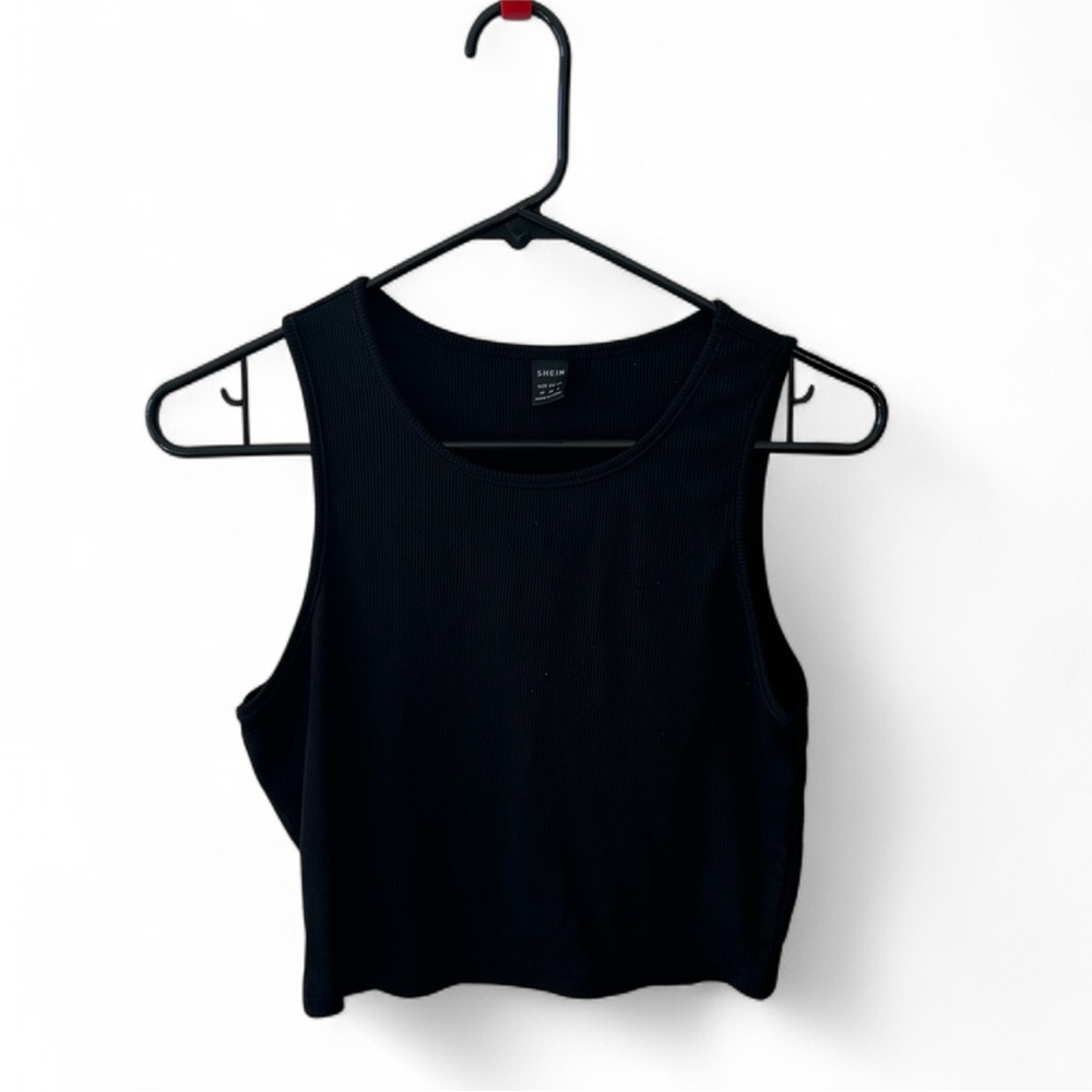 SHEIN Black Ribbed Crop Top